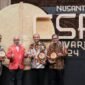 PT Pertamina Retail diganjar tiga kategori penghargaan Platinum Elite SDGs serta satu Trofi Keris Kehormatan pada ajang Nusantara CSR Awards 2024. (Dok. pertamina.com)