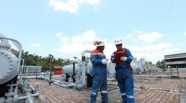 Proses injeksi uap pertama di Lapangan North Duri, bukti nyata inovasi EOR PHE mendukung produksi migas nasional. (Dok. PT Pertamina Hulu Energi)