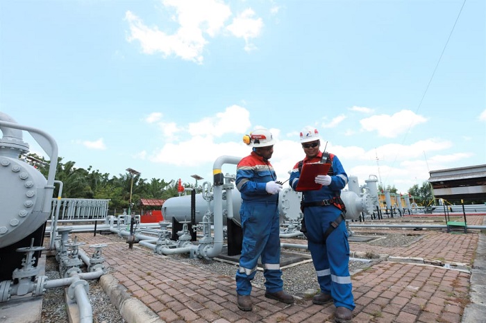 Proses injeksi uap pertama di Lapangan North Duri, bukti nyata inovasi EOR PHE mendukung produksi migas nasional. (Dok. PT Pertamina Hulu Energi)