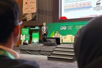 Direktur Manajemen Risiko PHE, Whisnu Bahriansyah, memaparkan strategi CCS/CCUS di Asia Pacific CCUS Conference 2025, Kuala Lumpur. (Dok. PT Pertamina Hulu Energi)