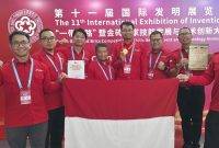 Tim PHR Regional 1 Sumatra menerima Gold Award dan Best Invention Award di Guangzhou. (Dok. Pertamina Hulu Rokan)

